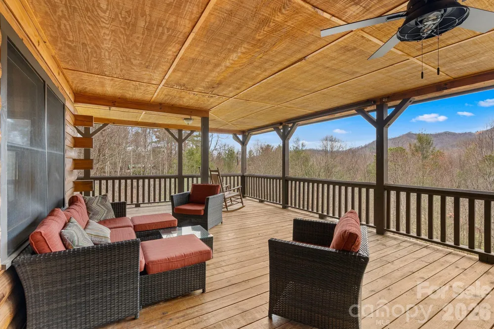264 Moonbeam Lane Clyde, NC 28721