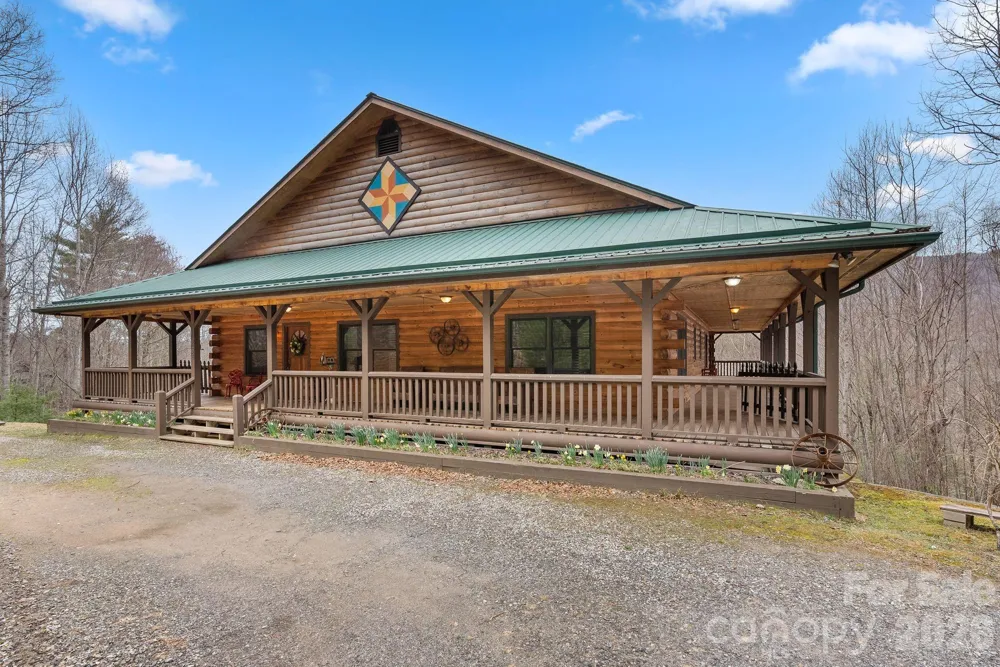 264 Moonbeam Lane Clyde, NC 28721