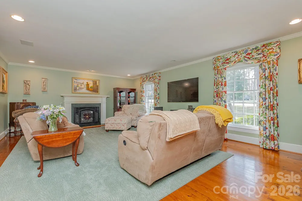 403 Weaver Drive Lexington, NC 27292