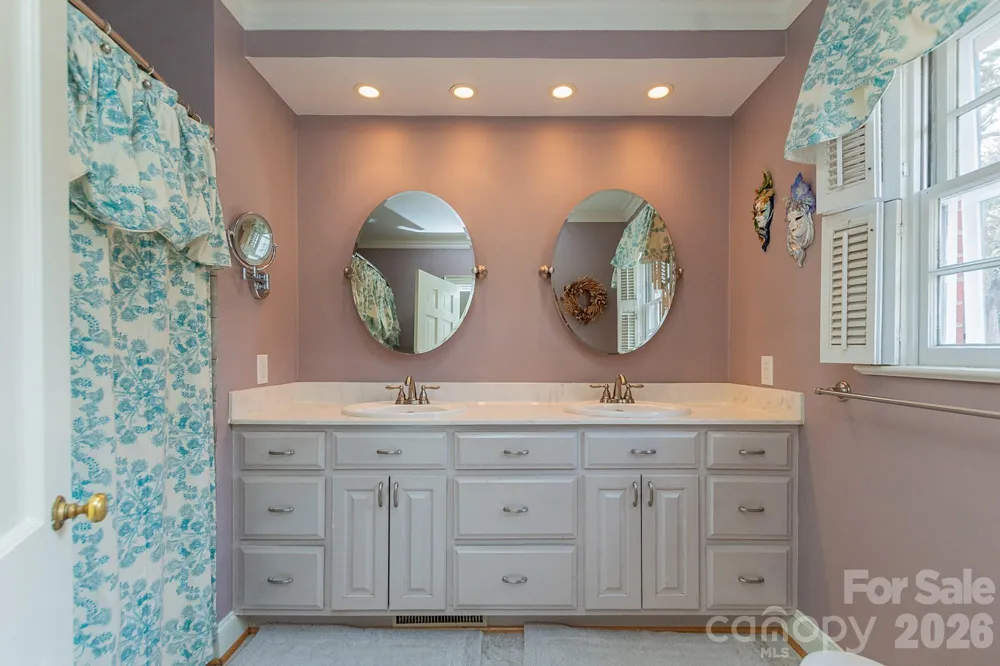 403 Weaver Drive Lexington, NC 27292