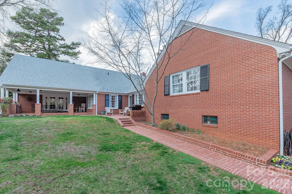 403 Weaver Drive Lexington, NC 27292