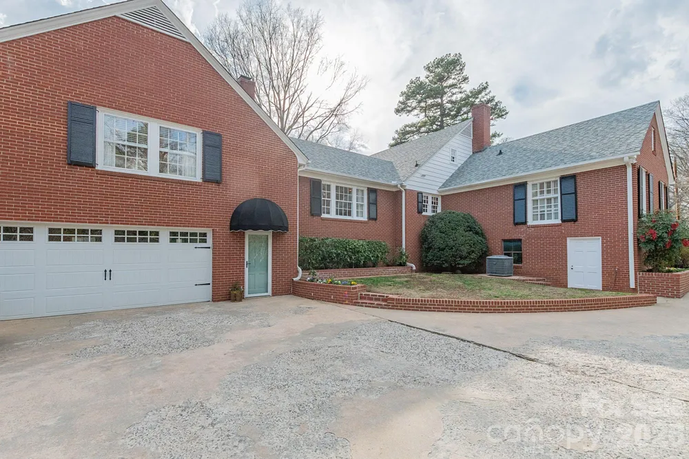 403 Weaver Drive Lexington, NC 27292
