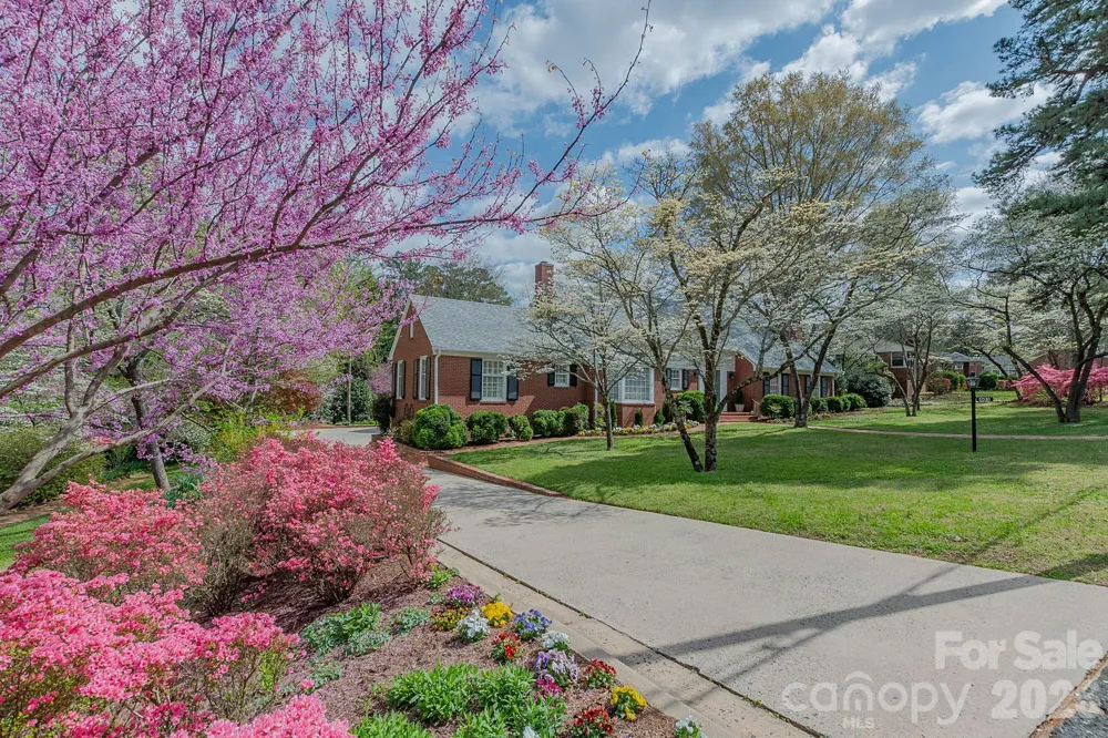 403 Weaver Drive Lexington, NC 27292