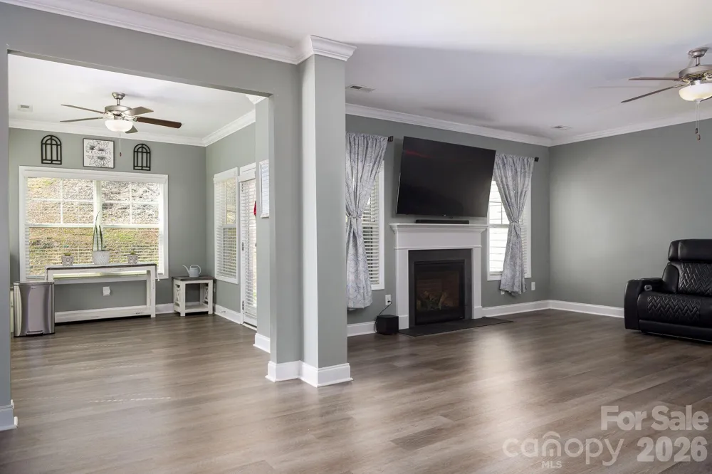 2929 Fernley Court High Point, NC 27262