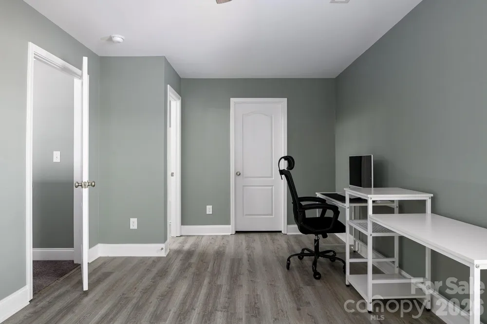 2929 Fernley Court High Point, NC 27262