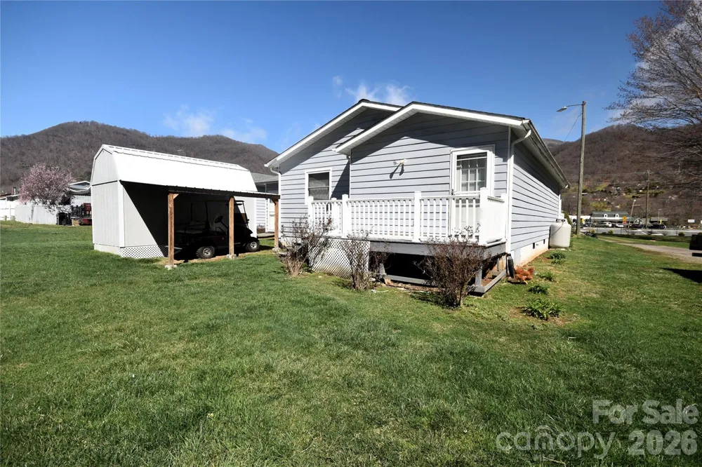 148 Market Street Maggie Valley, NC 28751