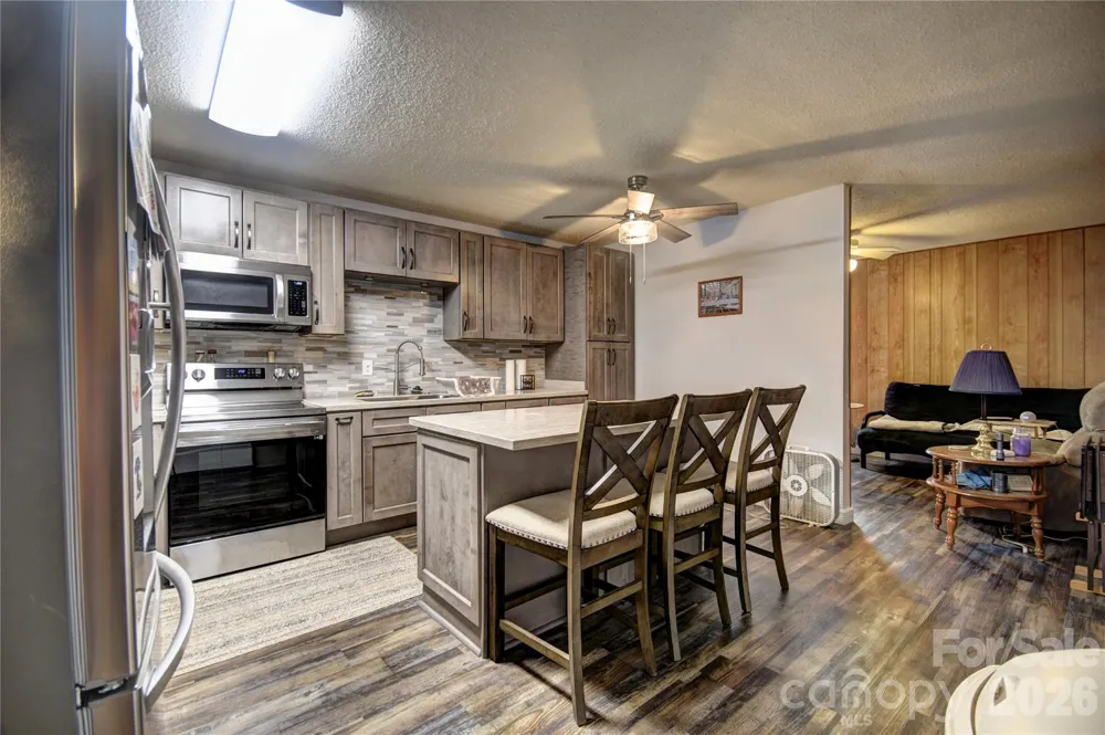 148 Market Street Maggie Valley, NC 28751