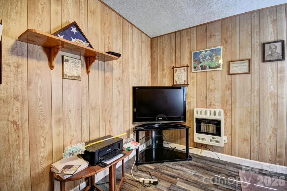 148 Market Street Maggie Valley, NC 28751