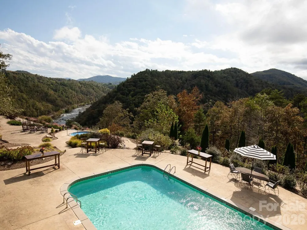51 Wild Turkey Loop #32 Marshall, NC 28753