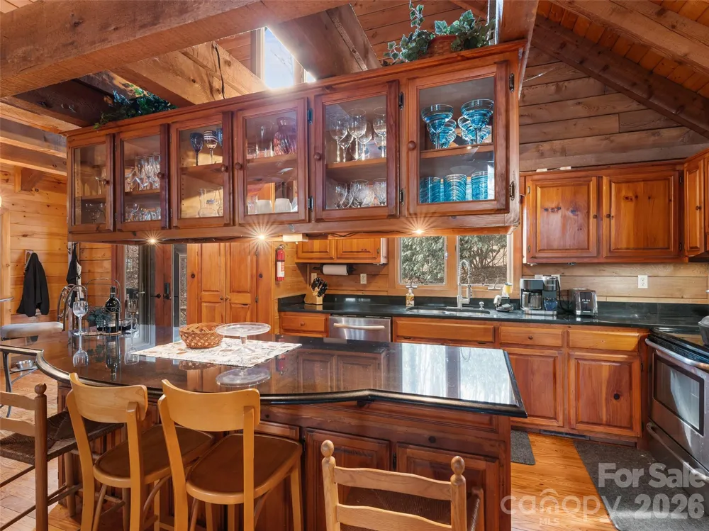 6 Ravenwood Lane Horse Shoe, NC 28742