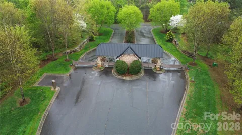 101, 107 Table Rock Trace NW