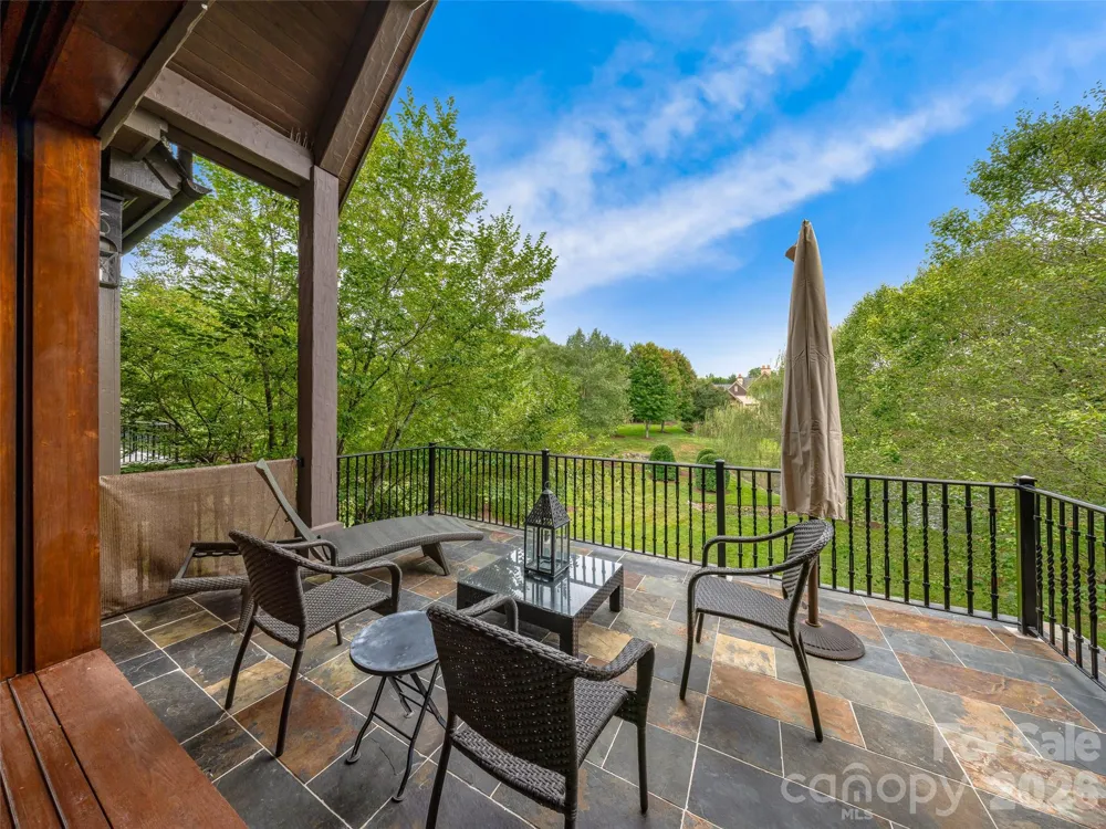 22 Foxbridge Way Arden, NC 28704