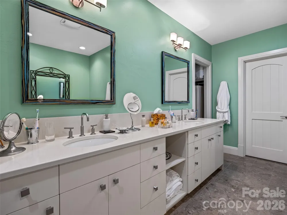 22 Foxbridge Way Arden, NC 28704