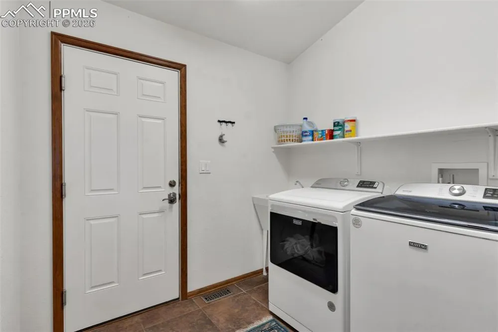 1408 E Kiva Drive Pueblo West, CO 81007