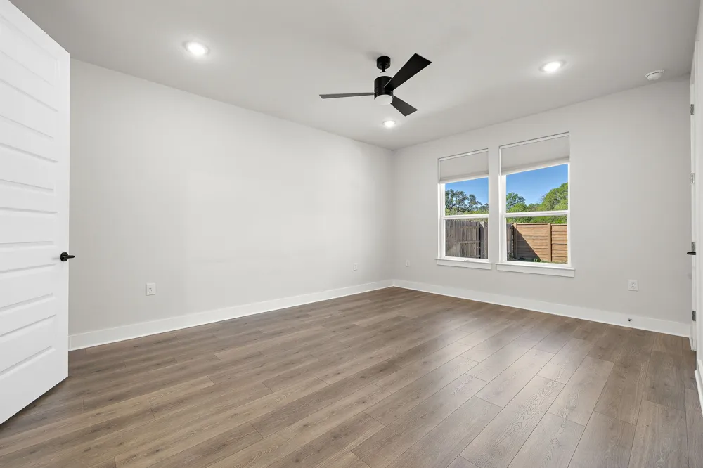 326 Smithsonian Lane Kyle, TX 78640