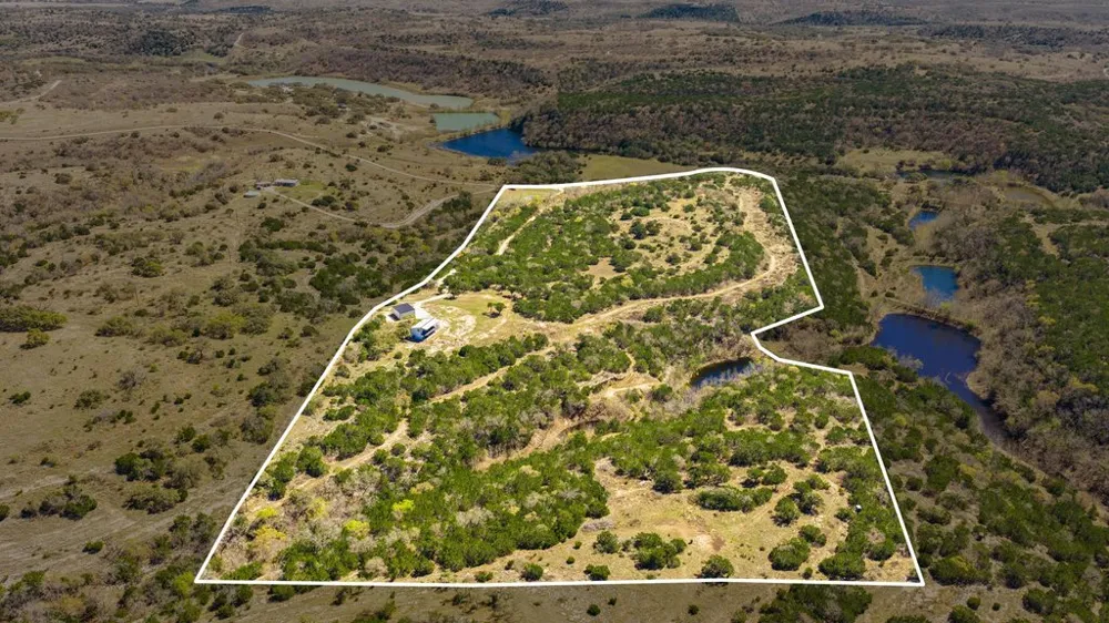 582 Delaware Creek Road Blanco, TX 78006