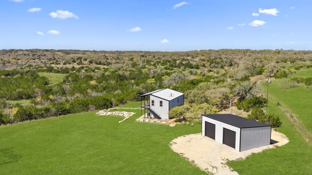 582 Delaware Creek Road Blanco, TX 78006