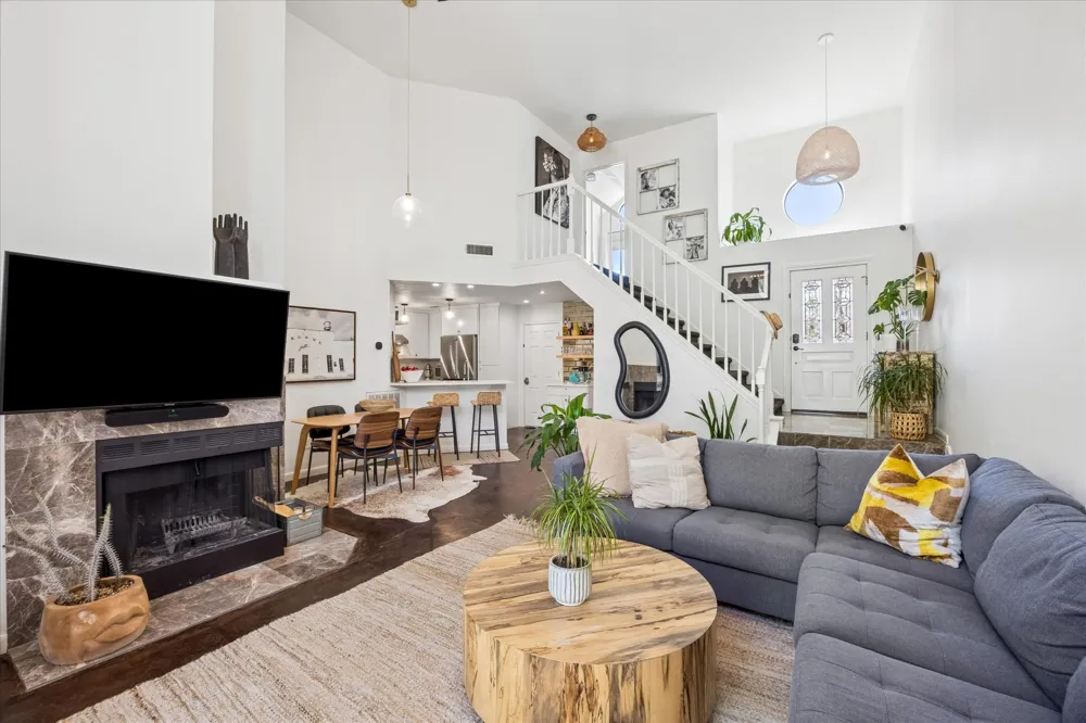6602 Mesa Hollow Drive Austin, TX 78750