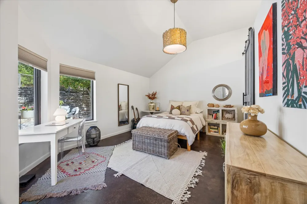 6602 Mesa Hollow Drive Austin, TX 78750