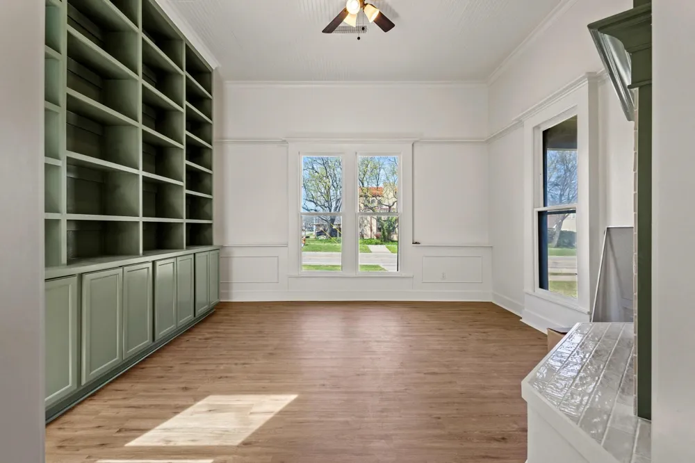 331 W Grand Street Whitewright, TX 75491