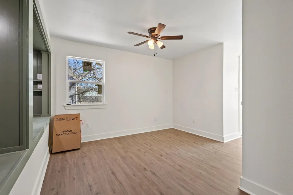 331 W Grand Street Whitewright, TX 75491