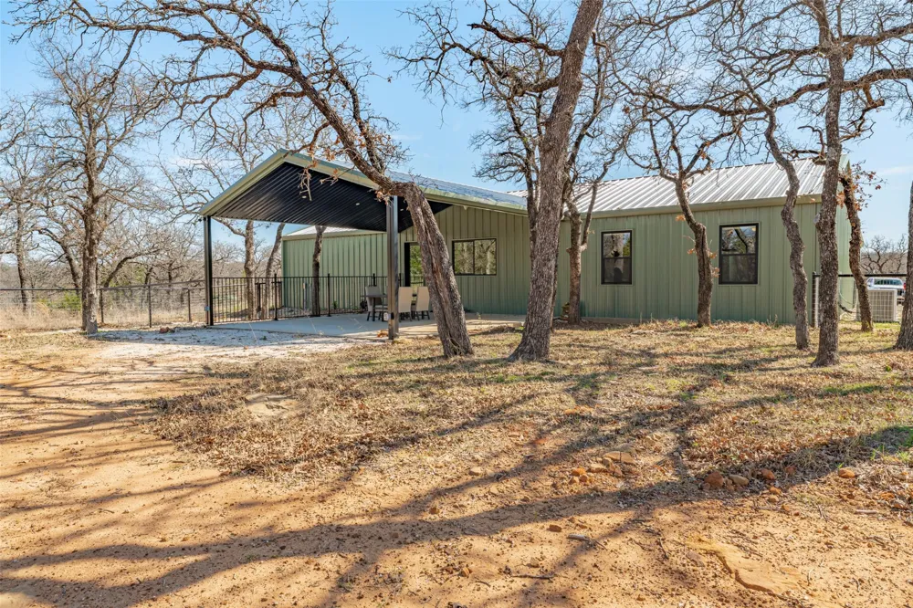 1525 Bosley Road Santo, TX 76472