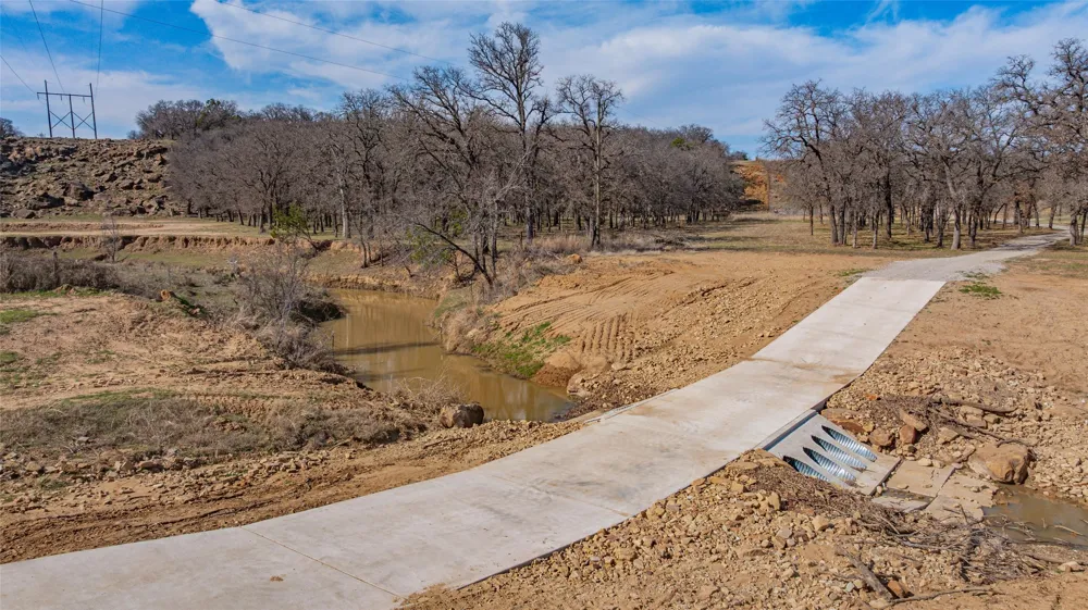 1525 Bosley Road Santo, TX 76472