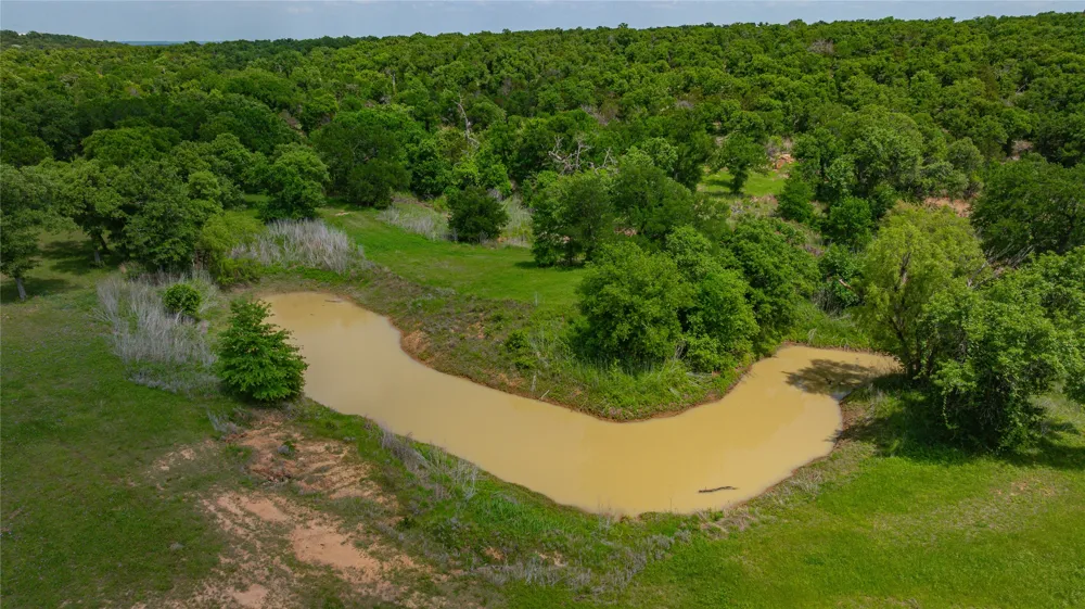 1525 Bosley Road Santo, TX 76472