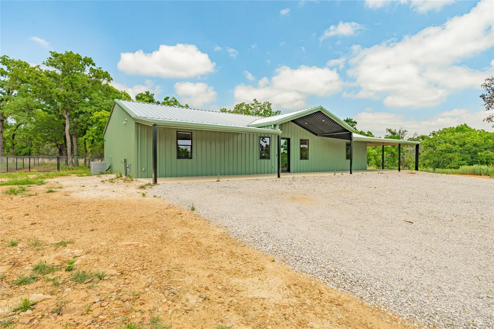 1525 Bosley Road Santo, TX 76472
