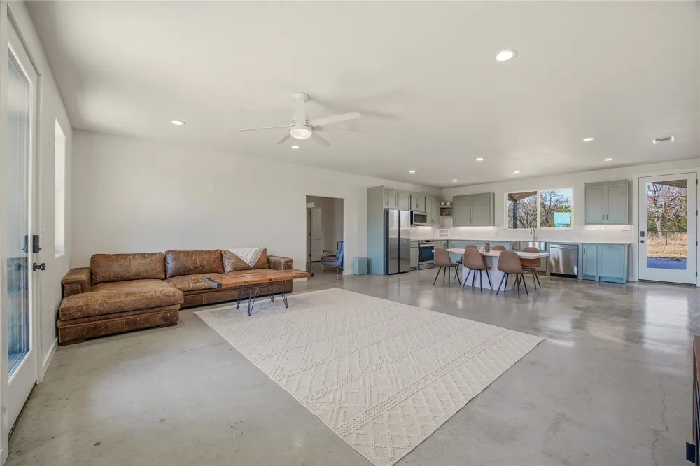 1525 Bosley Road Santo, TX 76472