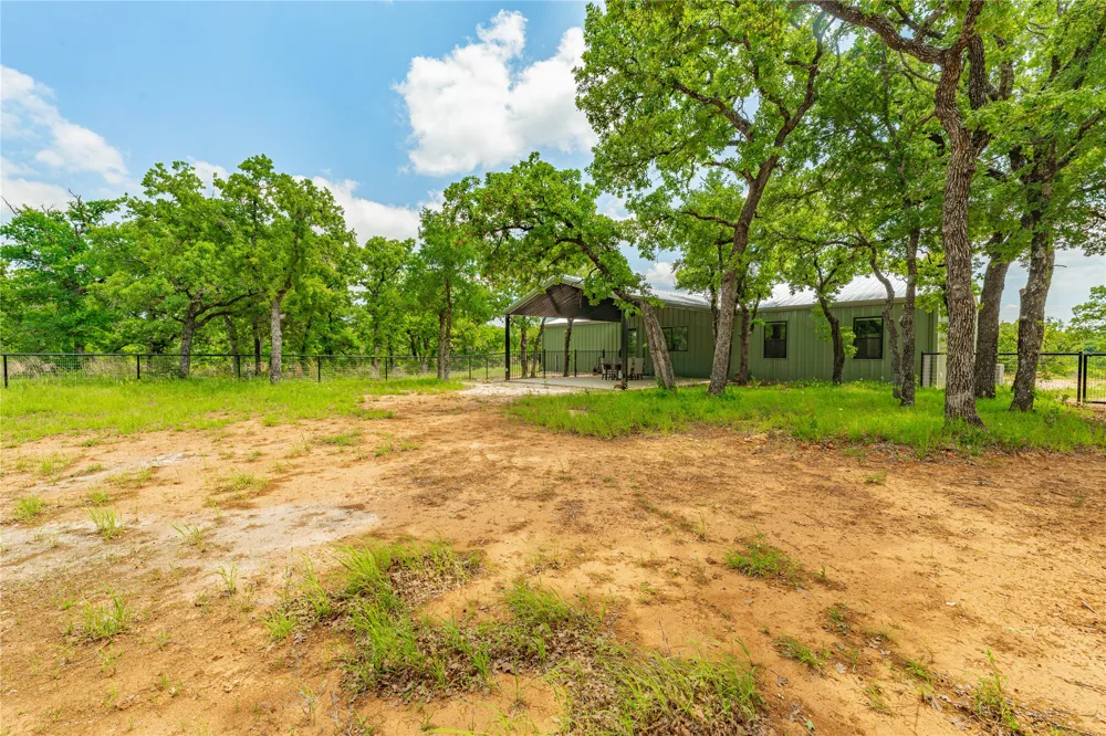 1525 Bosley Road Santo, TX 76472
