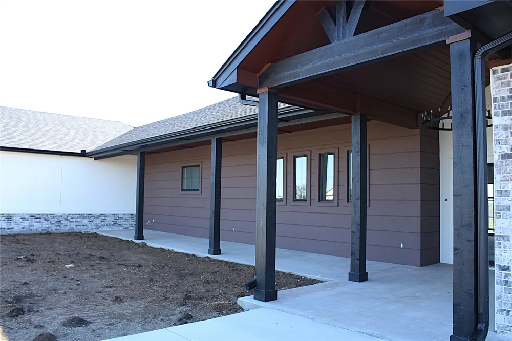 611 Willow Moon Ranch Road Crawford, TX 76638