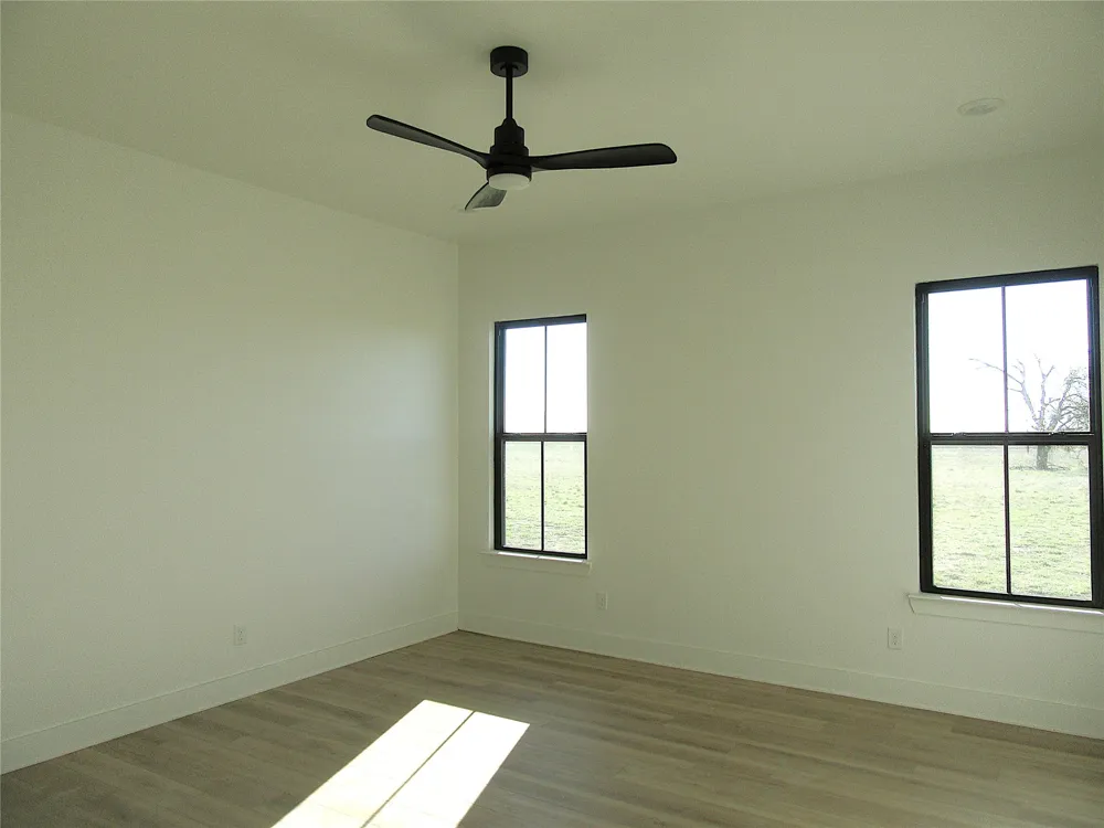 611 Willow Moon Ranch Road Crawford, TX 76638
