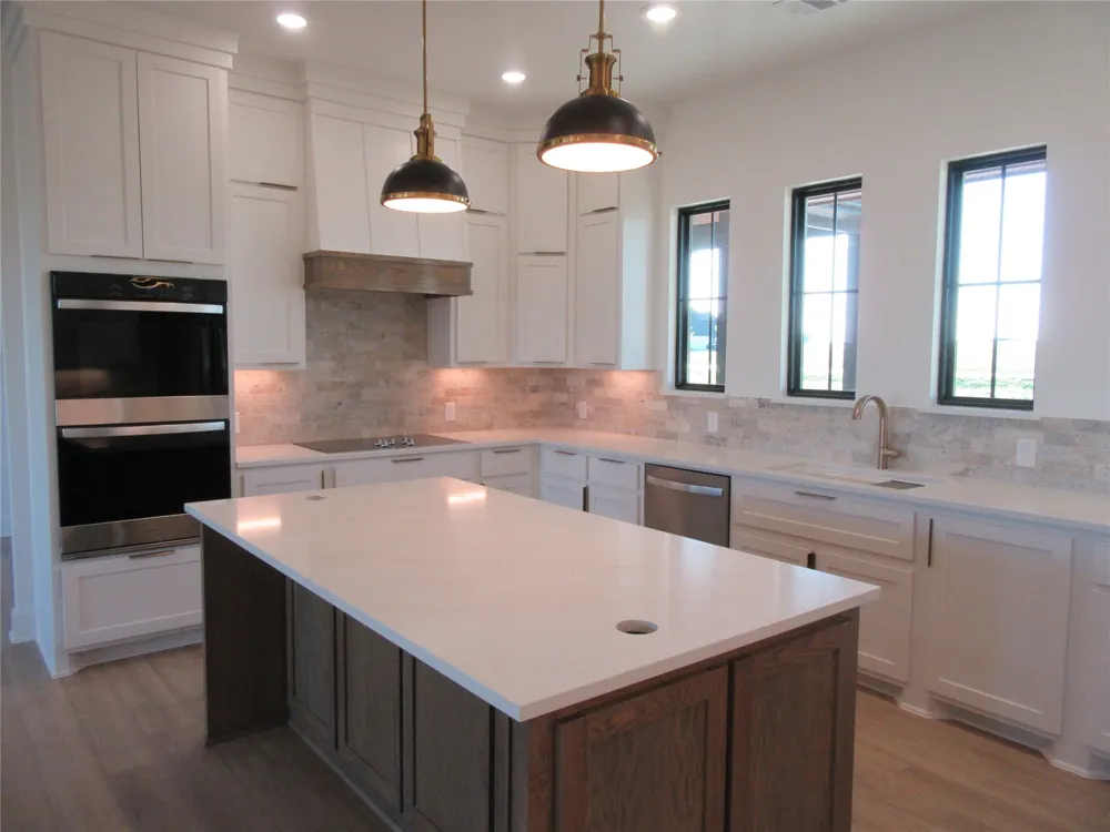 611 Willow Moon Ranch Road Crawford, TX 76638