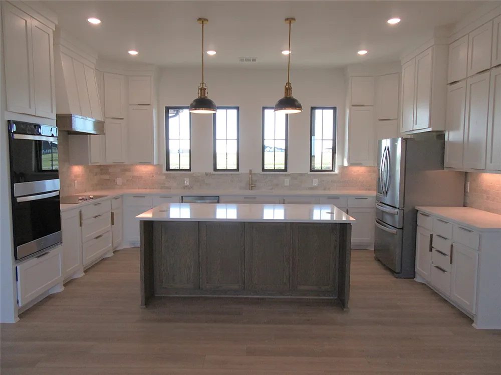 611 Willow Moon Ranch Road Crawford, TX 76638