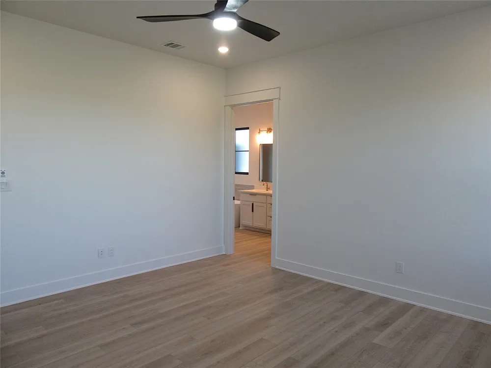 611 Willow Moon Ranch Road Crawford, TX 76638
