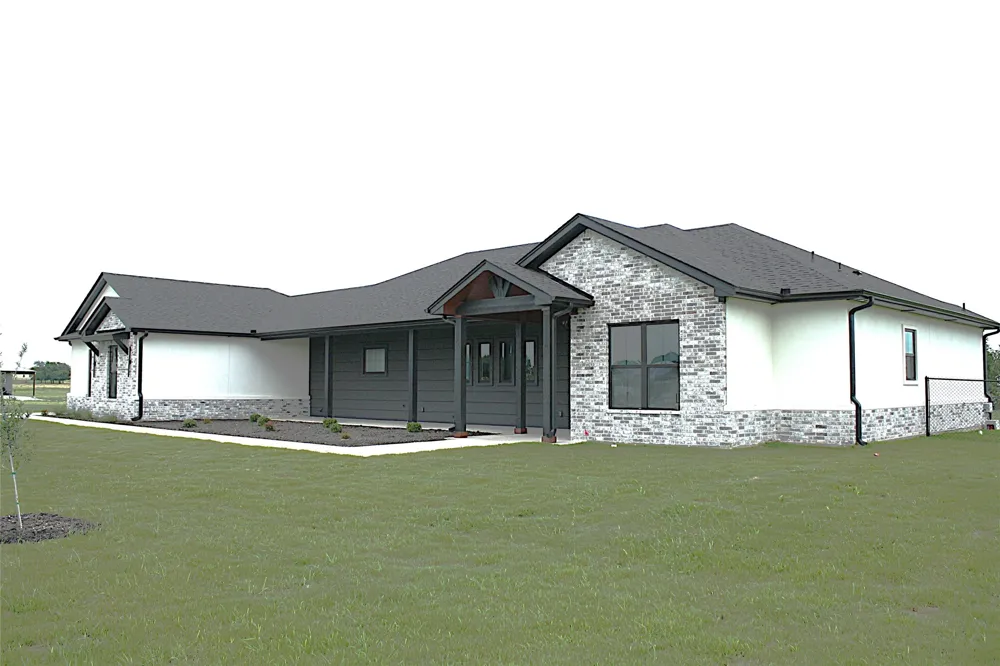 611 Willow Moon Ranch Road Crawford, TX 76638