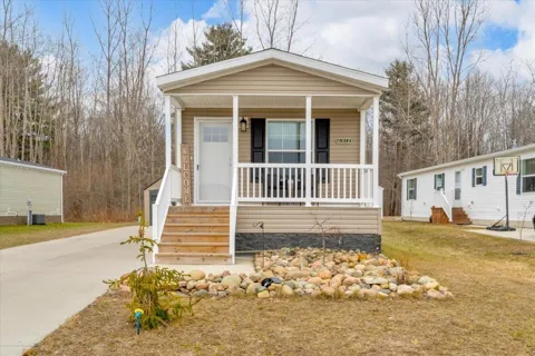 6312 Square Lake Drive