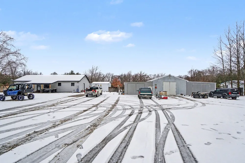 11115 E Valley Chippewa Township, MI 48858