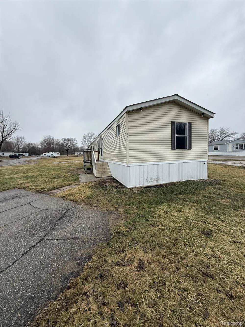 5045 Nadie Drive Mt Morris City, MI 48458