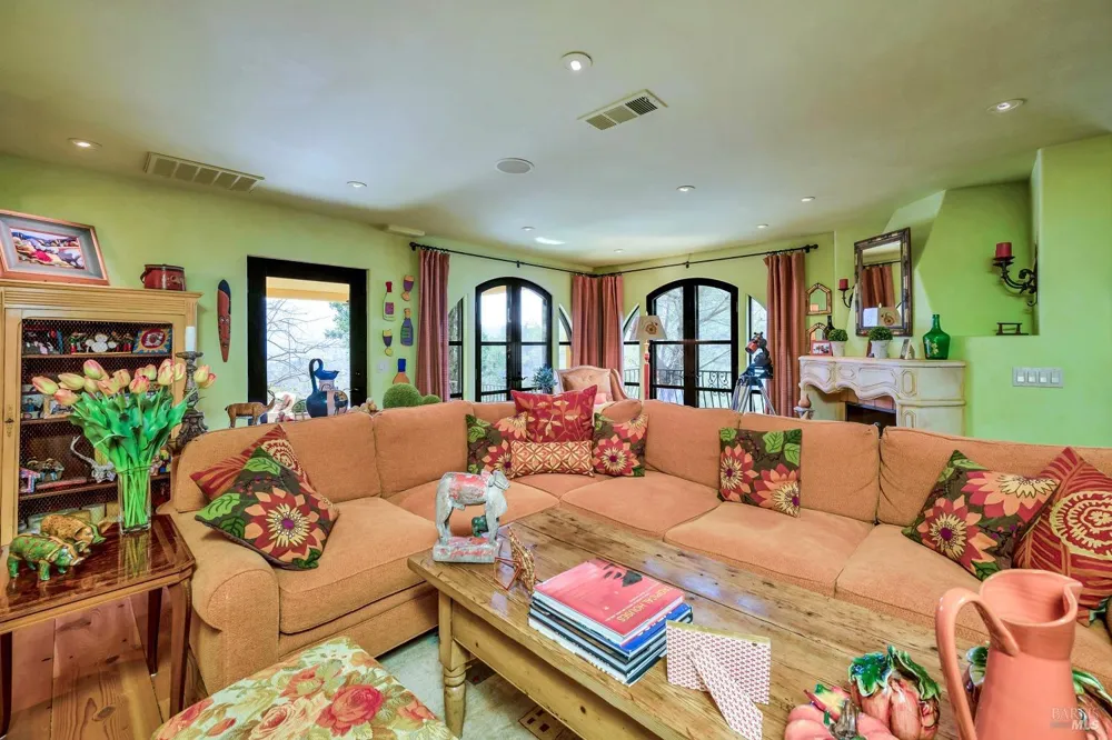 2395 Pickett Road Calistoga, CA 94515