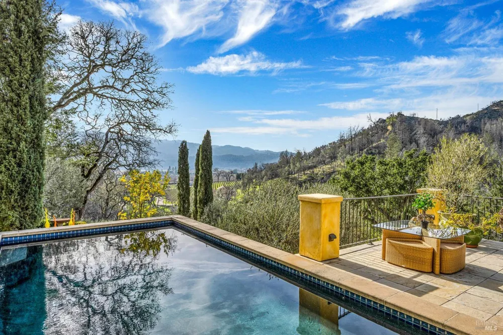 2395 Pickett Road Calistoga, CA 94515