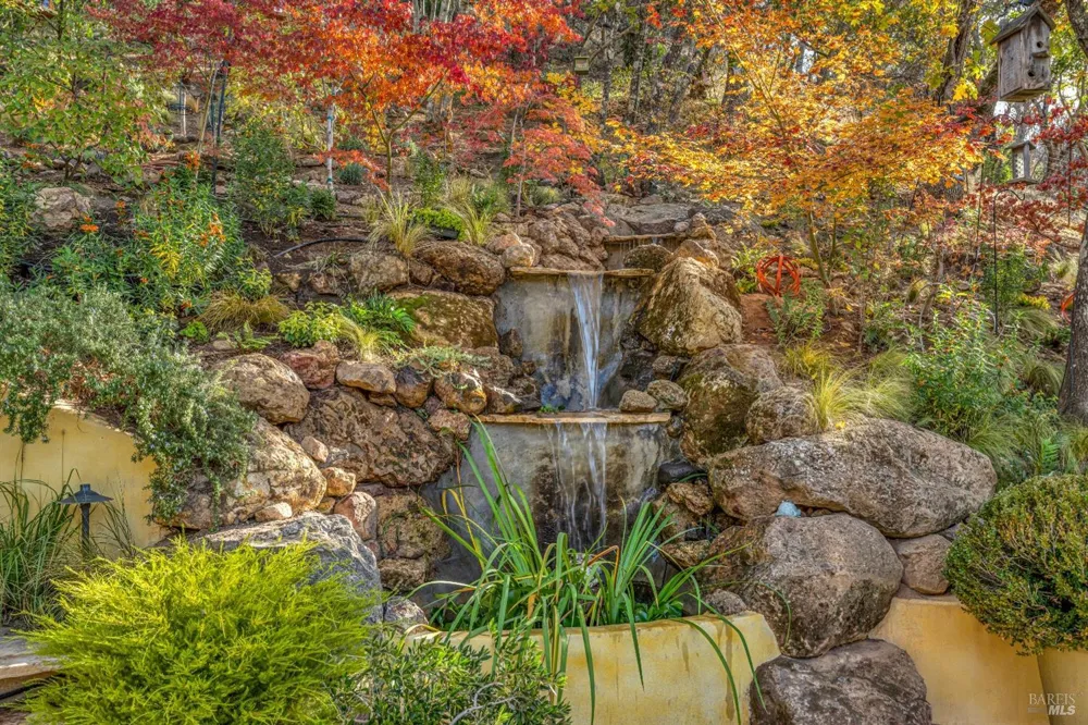 2395 Pickett Road Calistoga, CA 94515