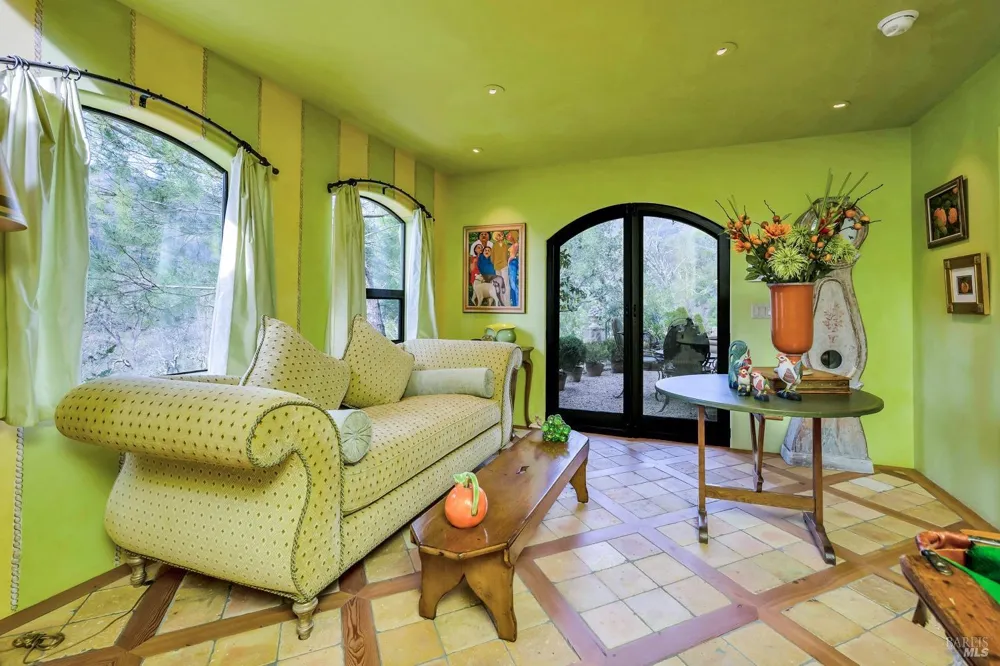 2395 Pickett Road Calistoga, CA 94515