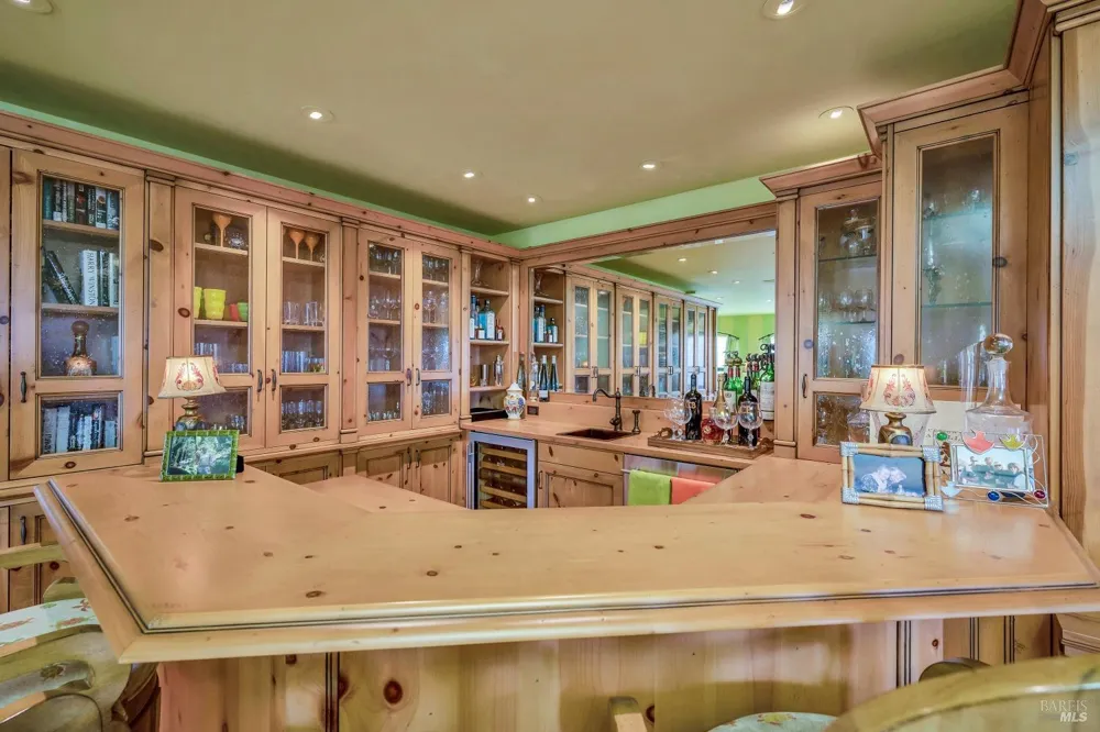 2395 Pickett Road Calistoga, CA 94515