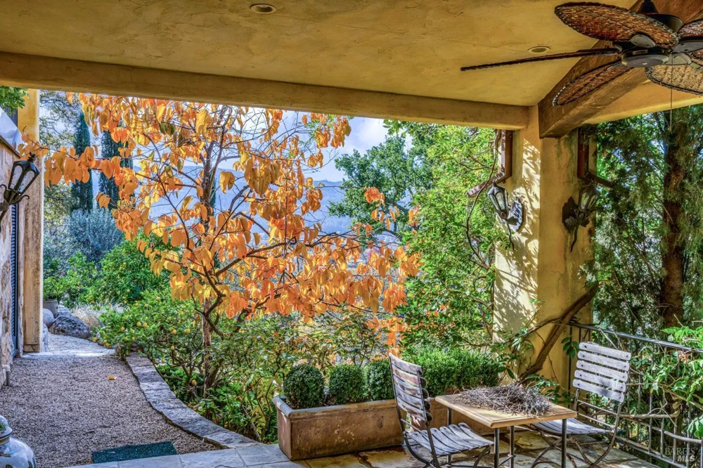 2395 Pickett Road Calistoga, CA 94515