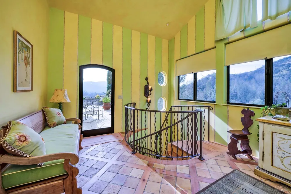 2395 Pickett Road Calistoga, CA 94515