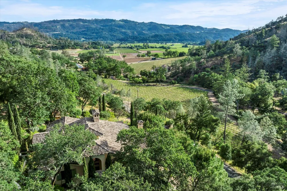 2395 Pickett Road Calistoga, CA 94515