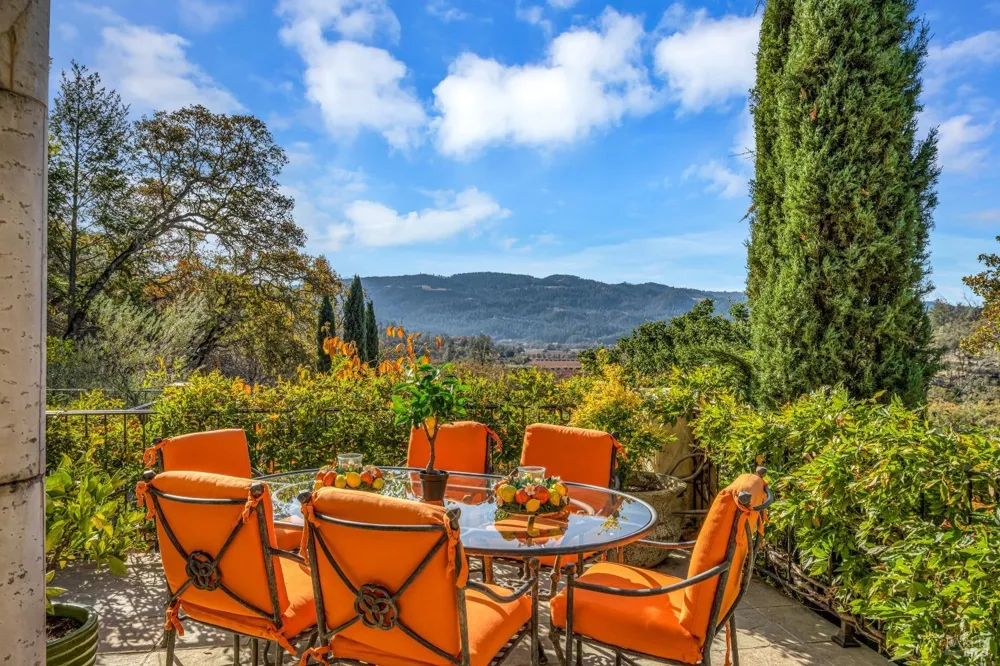 2395 Pickett Road Calistoga, CA 94515