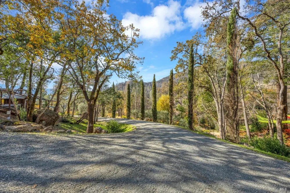 2395 Pickett Road Calistoga, CA 94515